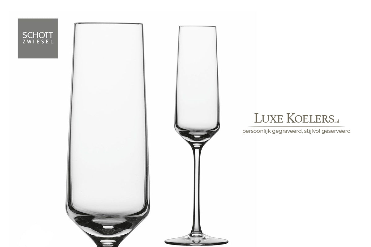 twee glazen op een witte achtergrond met links boven het logo van Schott Zwiesel en rechts het logo van luxekoelers.nl